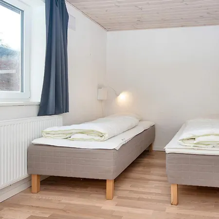 14 Person In Romo-by Traum Rømø Kirkeby